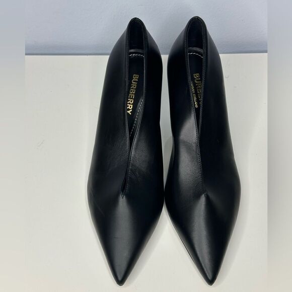 Burberry - Brierfield - Women’s Black Leather Pump - Size 35 - Picture 1 of 7
